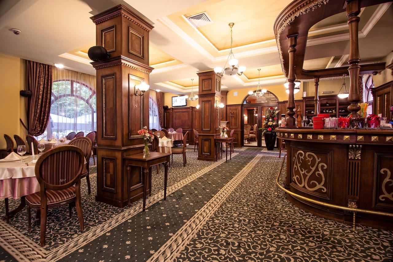 Hotel Chinar Chissarja Exterior foto